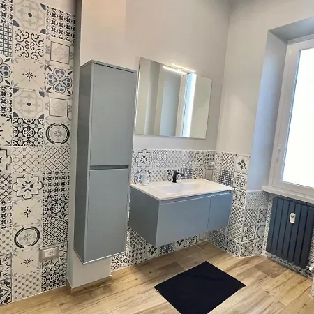 Torelli Home, Moderno E Confortevole, Nel Cuore Della Citta Di Milano, Con Balcone Vista Porta Garibaldi Apartment *